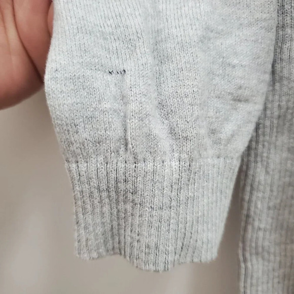 Express Women's Light Gray Large Fold Over Tunnel Neck 3/4 Sleeve Sweater XS - Picture 6 of 7